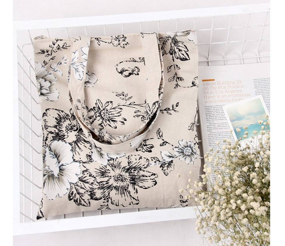 Women's Pastoral Flowers Cotton Tote Bag